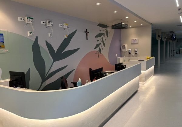 Hospital Nossa Senhora das Graças: Recepção do centro cirúrgico
