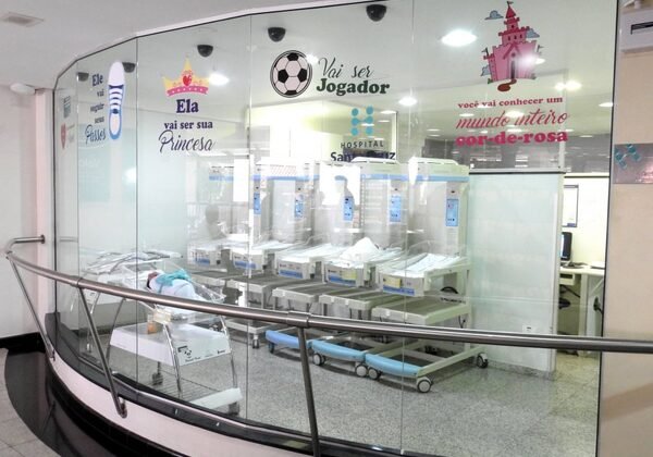 Hospital Santa Cruz: Berçário