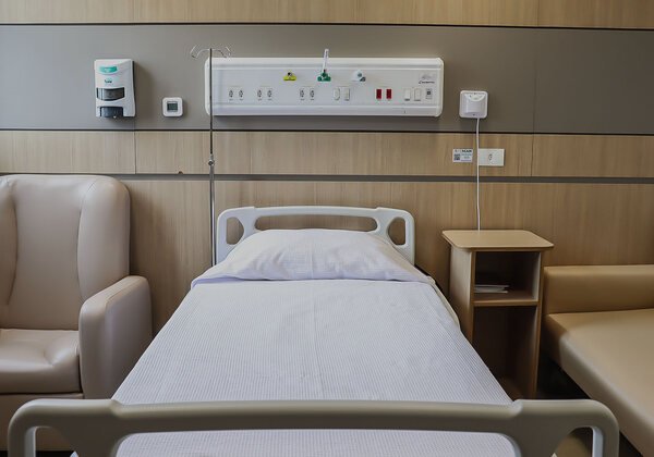 Hospital São Marcelino Champagnat: Apartamento com espaço para acompanhante